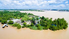 Begin your visa-prepared day with Vietnam’s tranquil ambiance